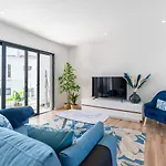 Stunning 3 Bdr Flat W/ Rooftop Pool By Lovelystay Apartamento *