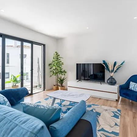 Stunning 3 Bdr Flat W/ Rooftop Pool By Lovelystay Apartmán *
